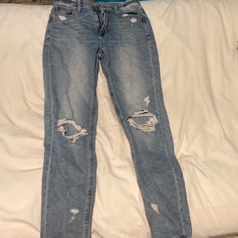 AE light washed jeans